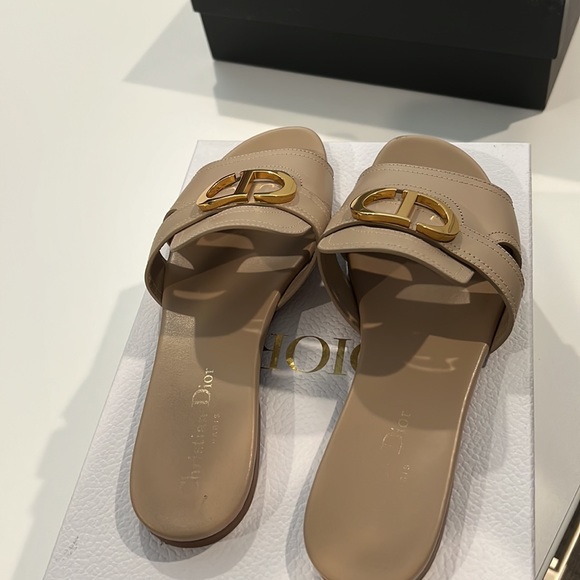 DIOR 30 MONTAIGNE SLIDE Nude Calfskin - Picture 4 of 8